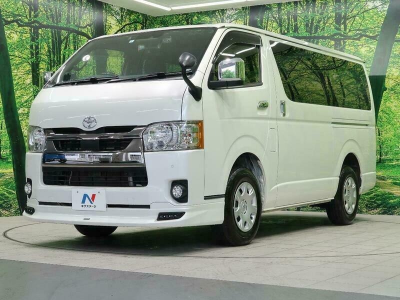 Toyota-Hiace-Trh